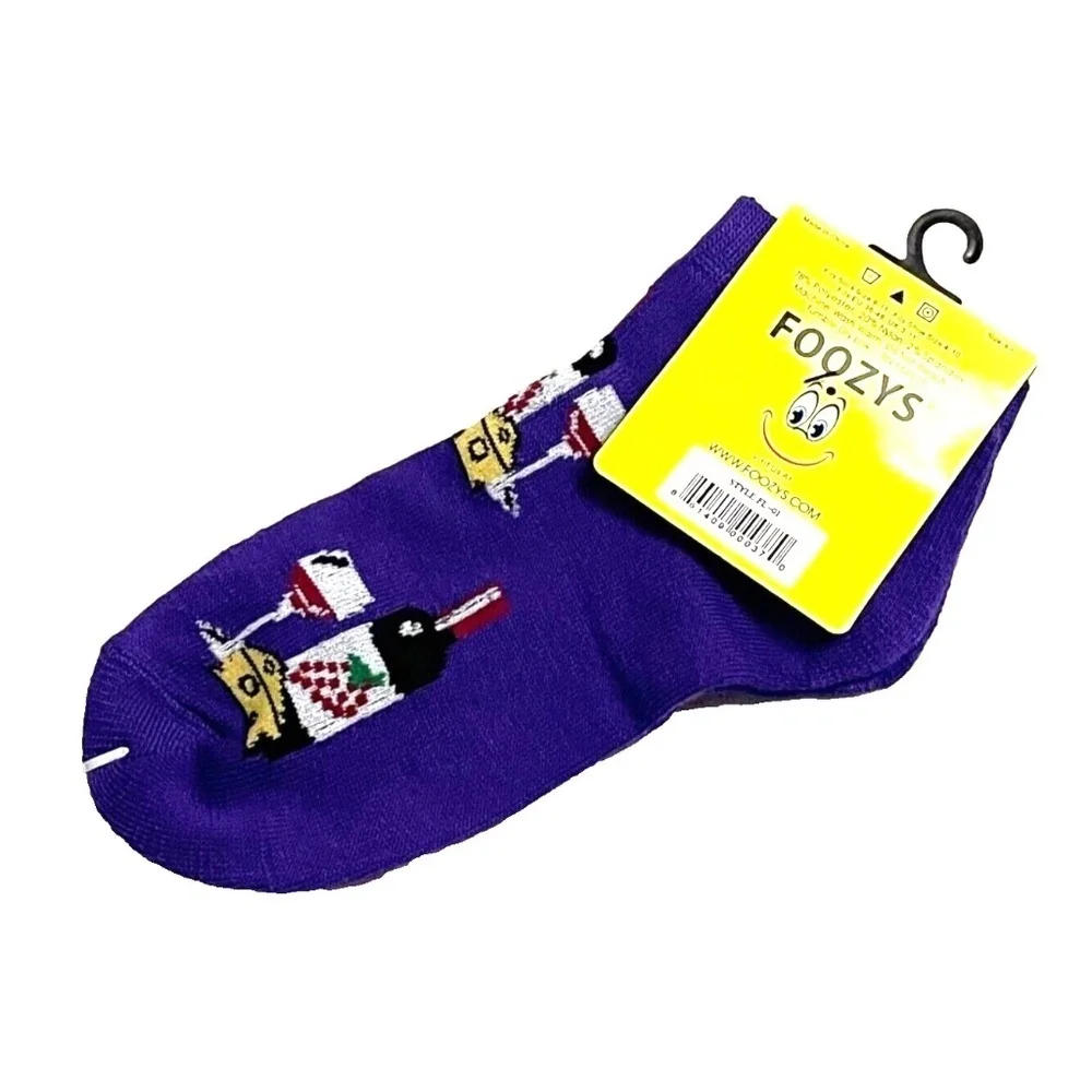 Foozy's Women's‎ Ankle Socks: Wine & Cheese; Purple; Women's Size 9-11